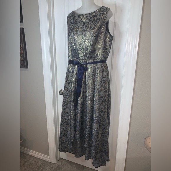 NIKKI Italy Gold & Navy Cocktail Dress NWOT - Picture 4 of 7